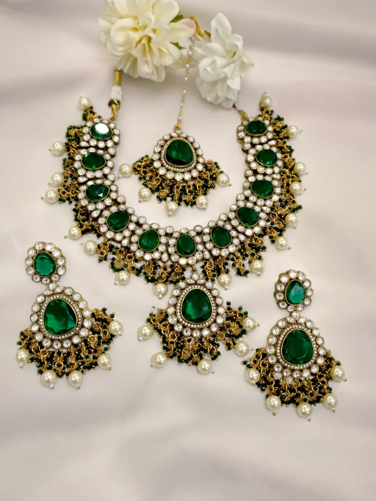 green prarthna jewellery set 1